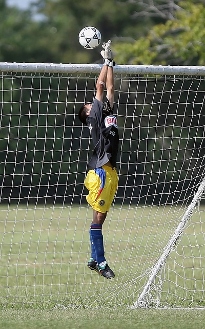 两名主力复 两名主力复